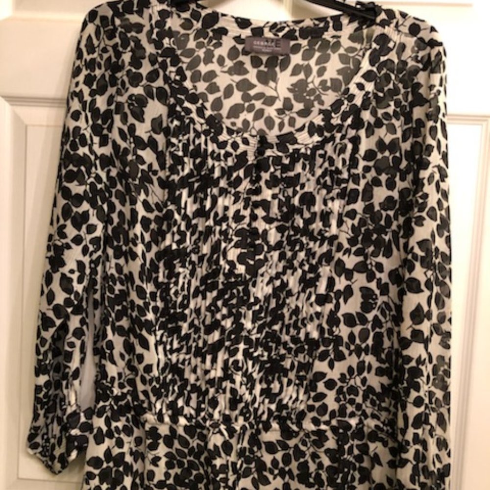 Women's Black/White Floral Blouse